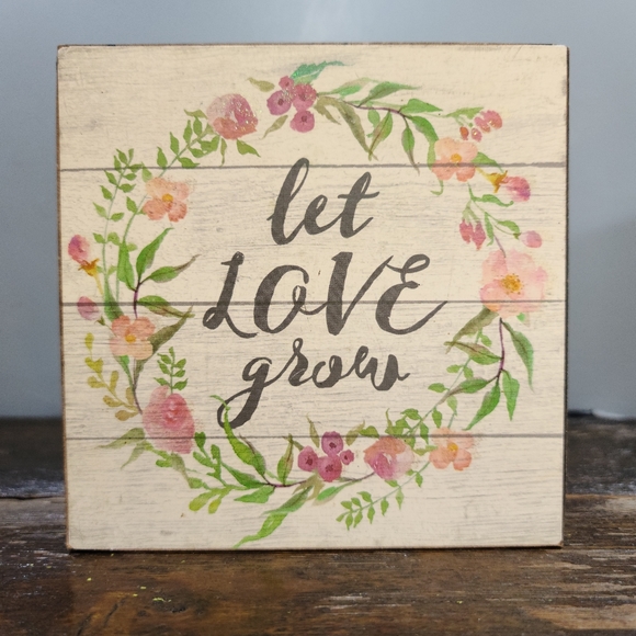 🌵Let Love Grow small wood valentines wall art